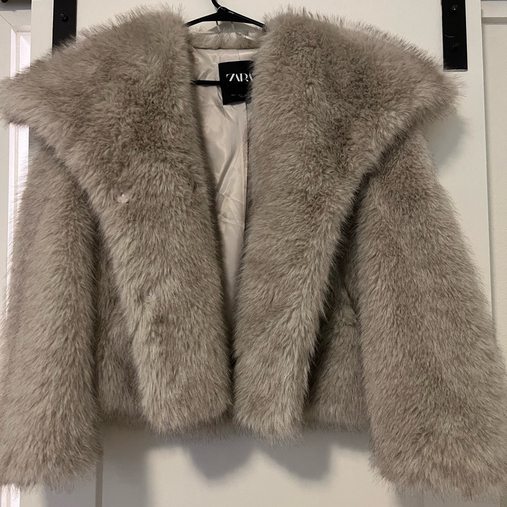 zara faux fur coat